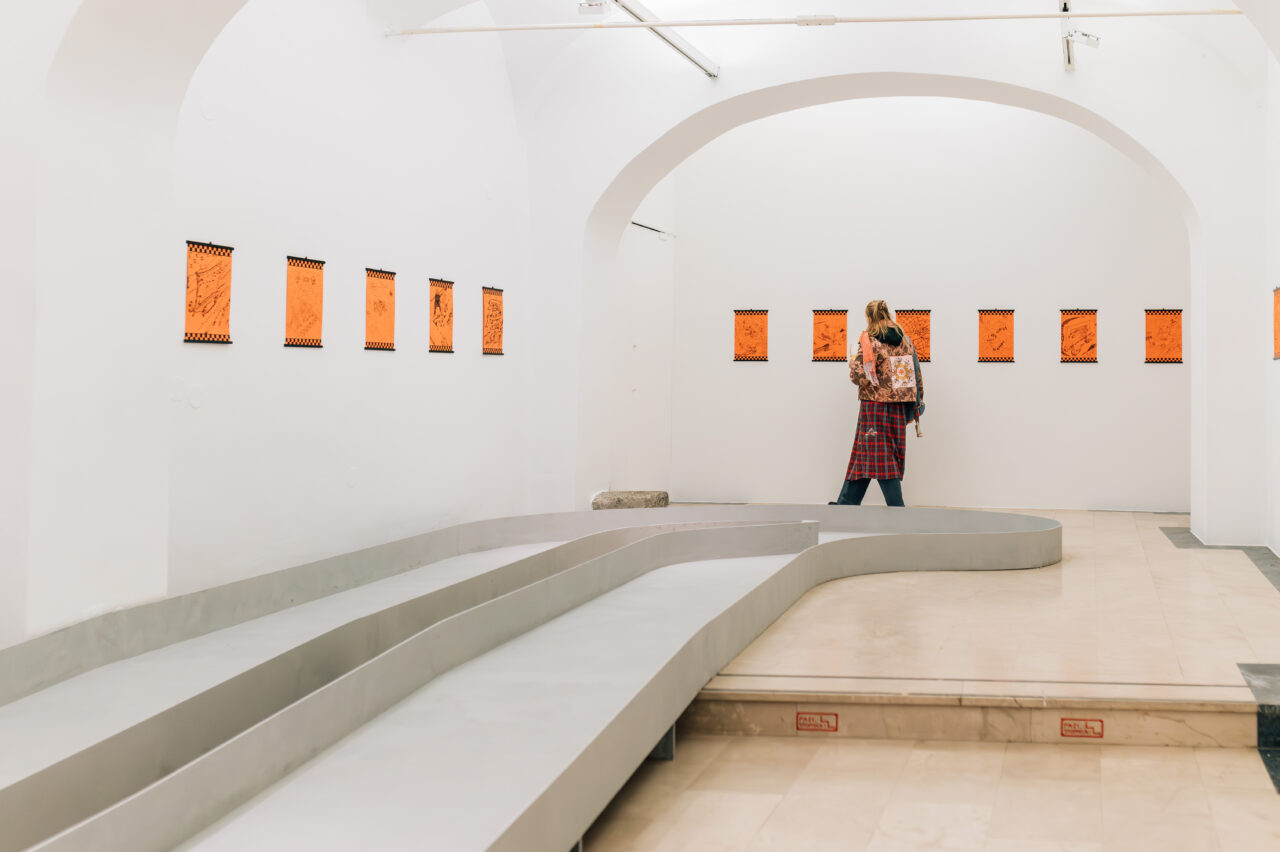 Slikarska dirka CANEMORTO, Galerija Vžigalica, 2026. Foto: Blaž Gutman.